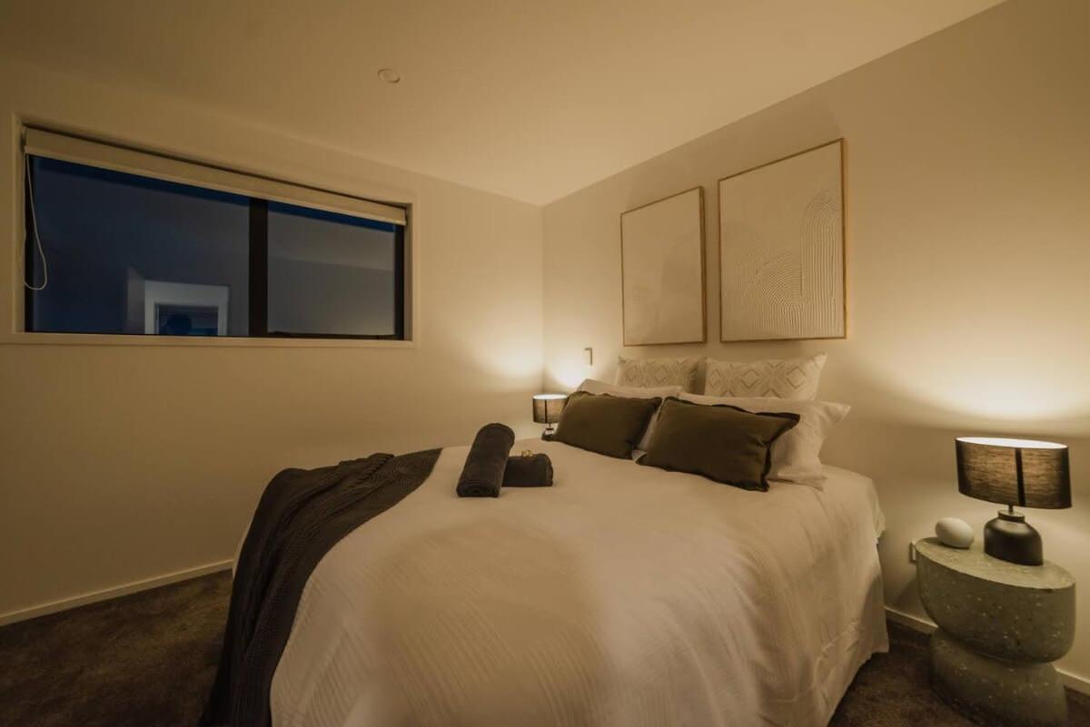 Stones Throw From The Stadium & Hot Tub Christchurch Esterno foto